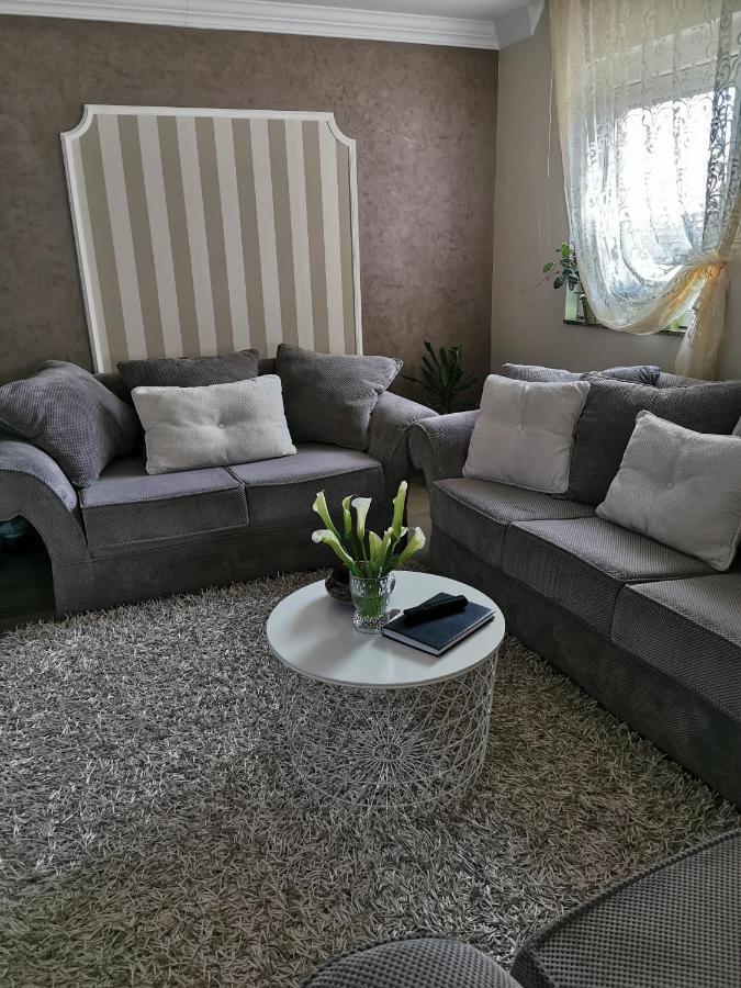 Lux Apartman Lena Beograd Bagian luar foto